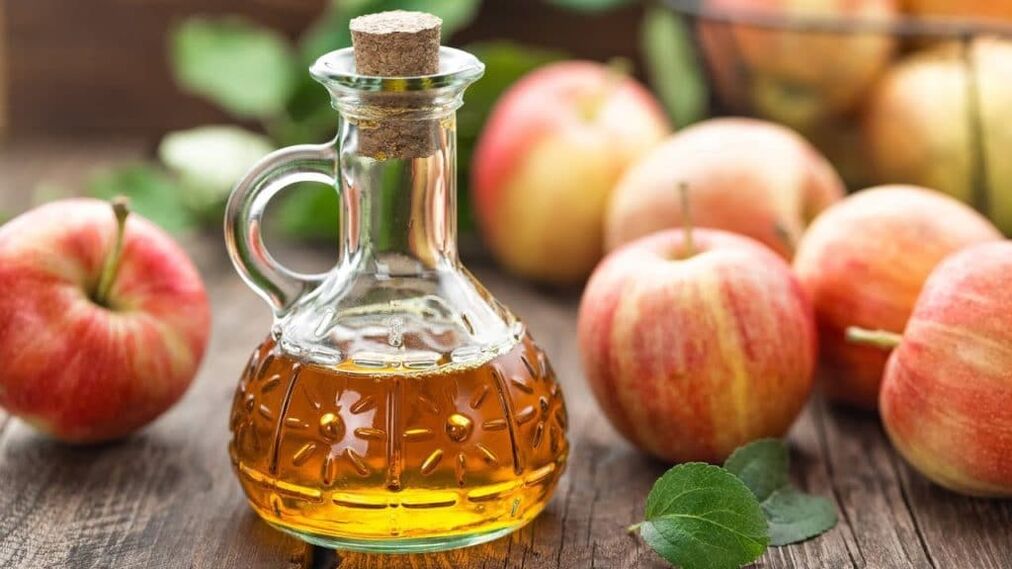Apple cider vinegar against nail fungus