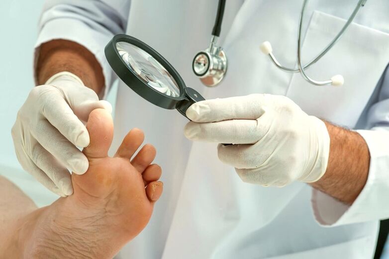 a dermatologist who examines toenails
