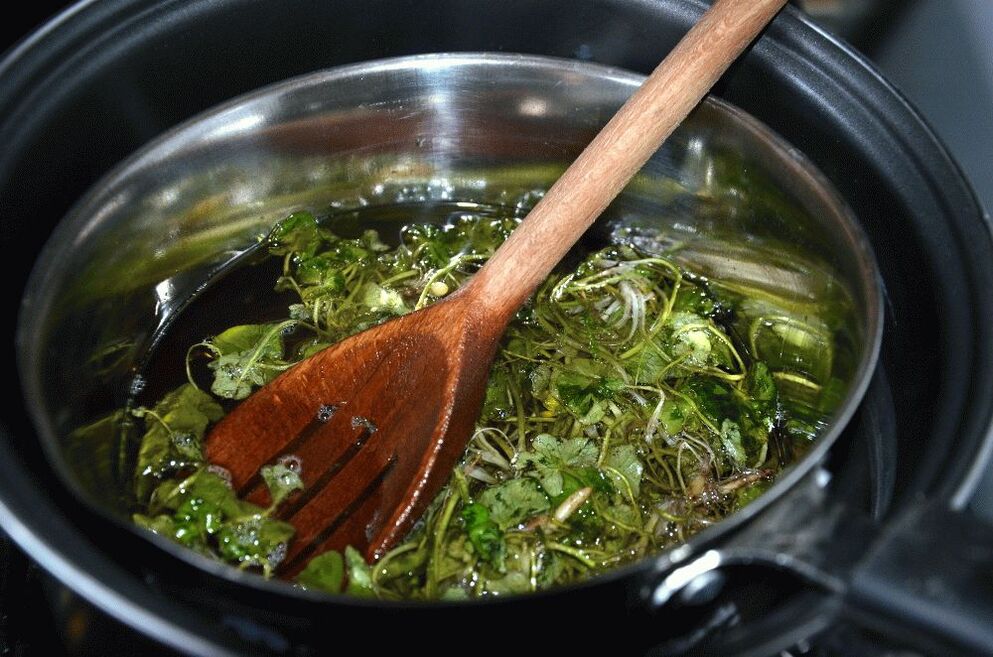 herbal decoction with yellow yolks for nail fungus